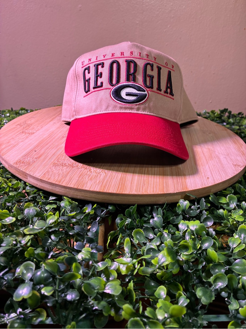 🔥 47 GEORGIA BULLDOGS KHAKI RED CITY LINE HITCH SNAPBACK HAT